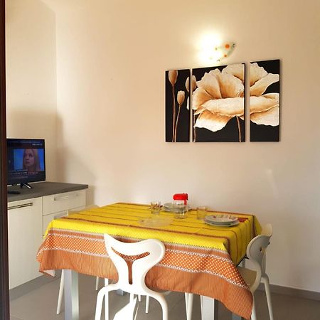 Apartamento Borgo San Giorgio Àrbatax Exterior foto